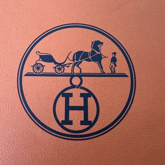 Authentic Hermès shopping bags, like new - Picture 3 of 6
